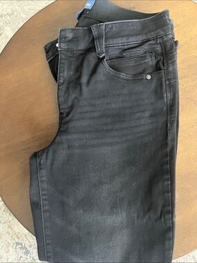 Democracy  Black Straight Leg Jeans
